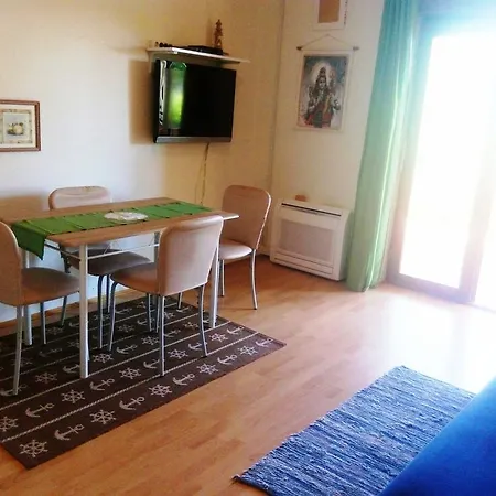 Linea Mare Apartment Rovinj Exterior photo